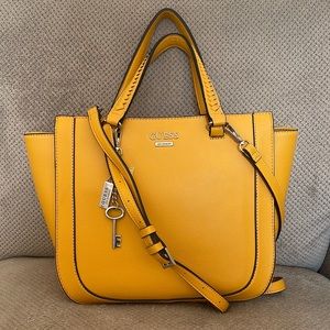 Guess satchel/crossbody